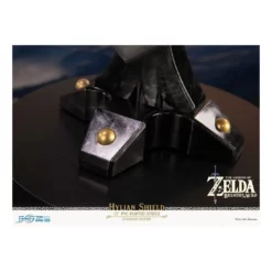 First 4 Figures The Legend Of Zelda Breath Of The Wild - Hylian Shield Standard Edition -YUGEN COLLECTIBLES Soldes the legend of zelda breath of the wild hylian shield standard edition 14